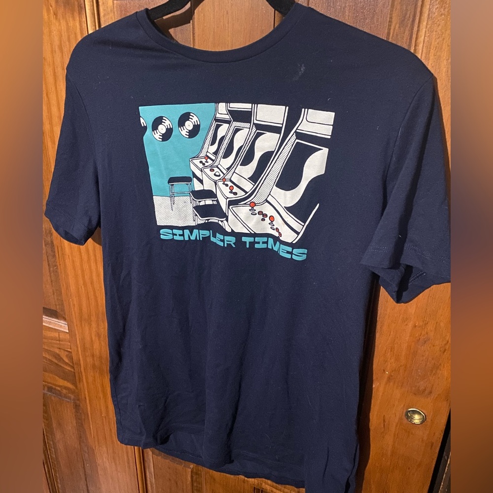 Boys Old Navy Medium Tee